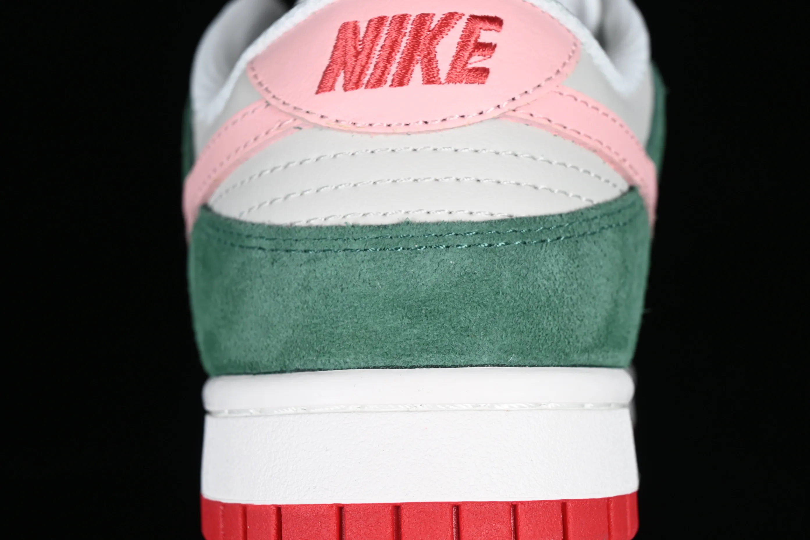 All categories Nk SB Dunk series Nk SB Dunk Low low-top sneakers F version Nk Dunk Low "All Petals United" Sonorous Rose SB low-top casual sneakers FN8923-061
